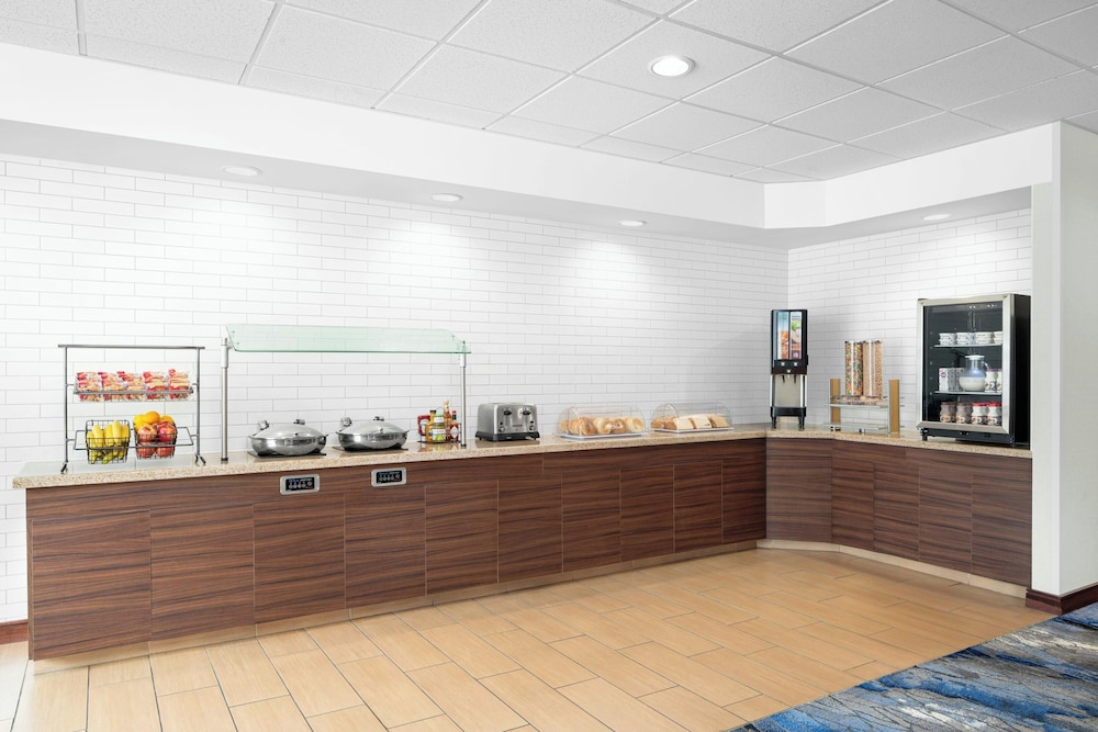 Fairfield Inn & Suites Marianna 12/67