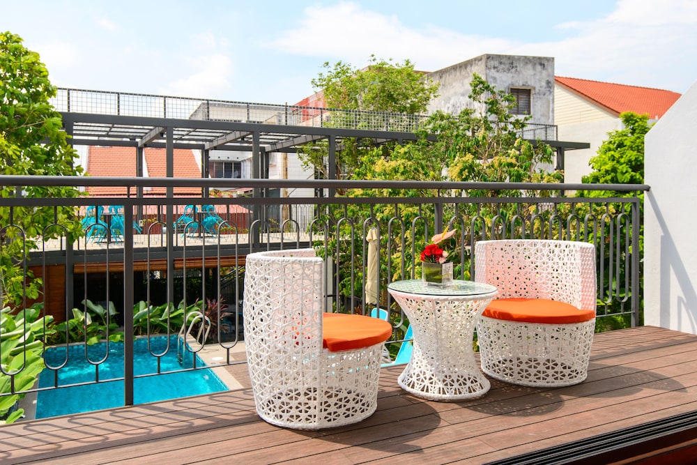 Savv Hotel 6/50
