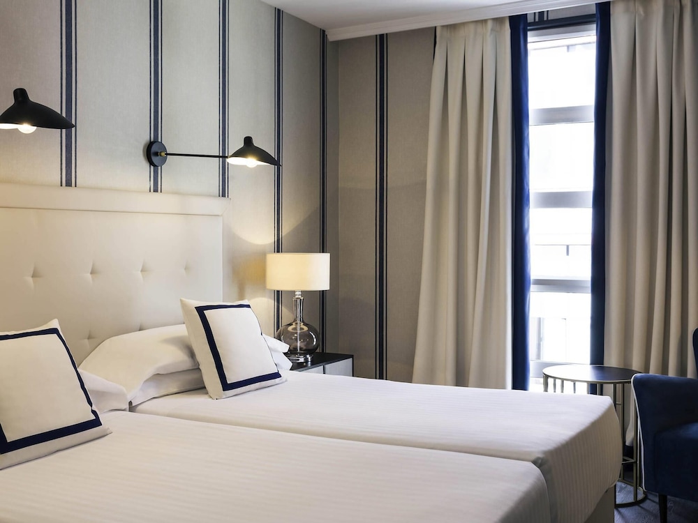Mercure Bilbao Jardines De Albia in BILBAO