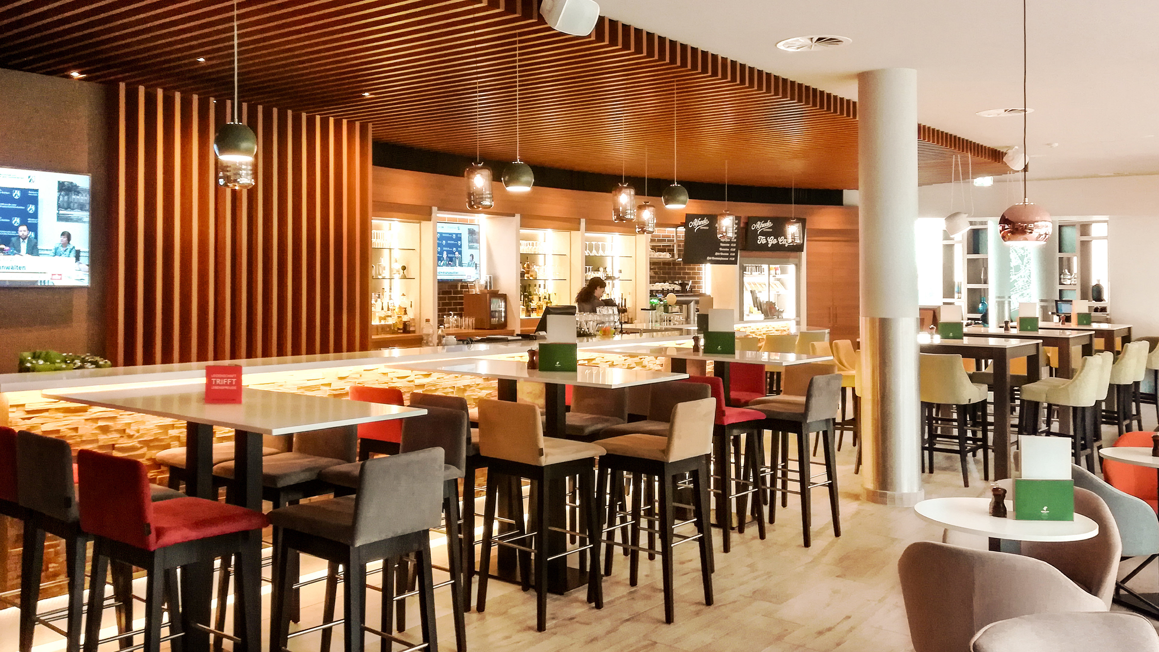 Holiday Inn Berlin Airport Conference Centre Formerly Holiday Inn Berlin International Airport 55/75