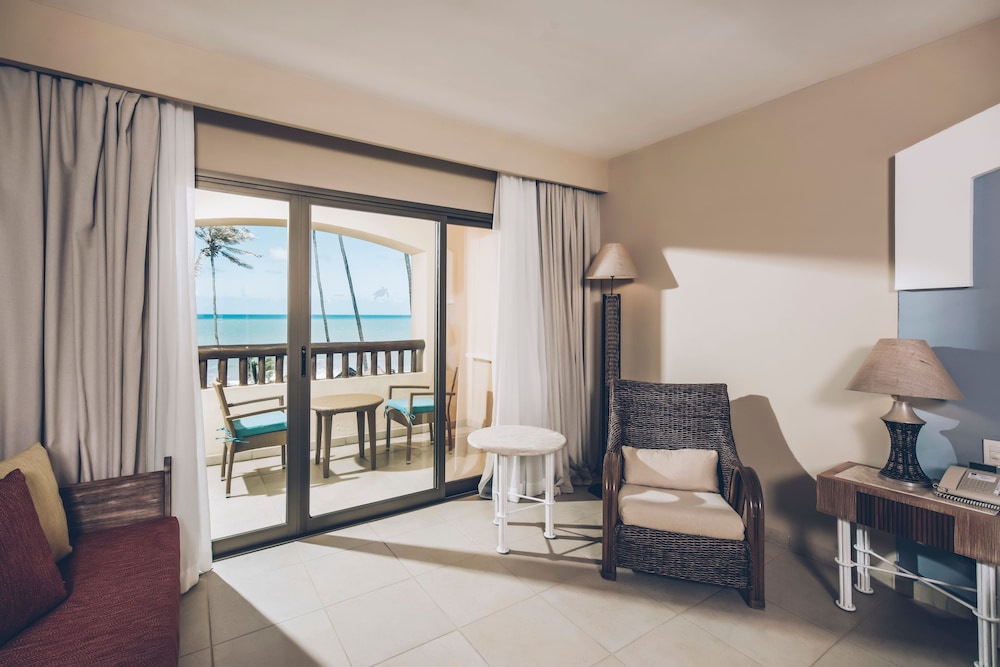 Iberostar Waves Bahia 34/61