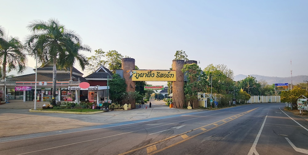 Phuphaphung Resort 40/50