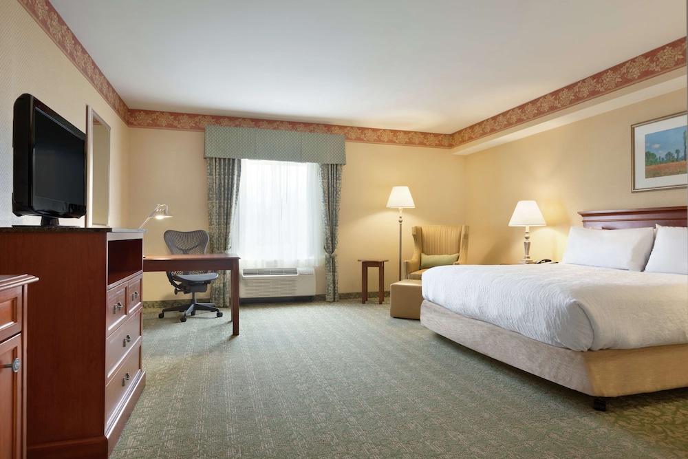 HILTON GARDEN INN FAIRFAX 16/61