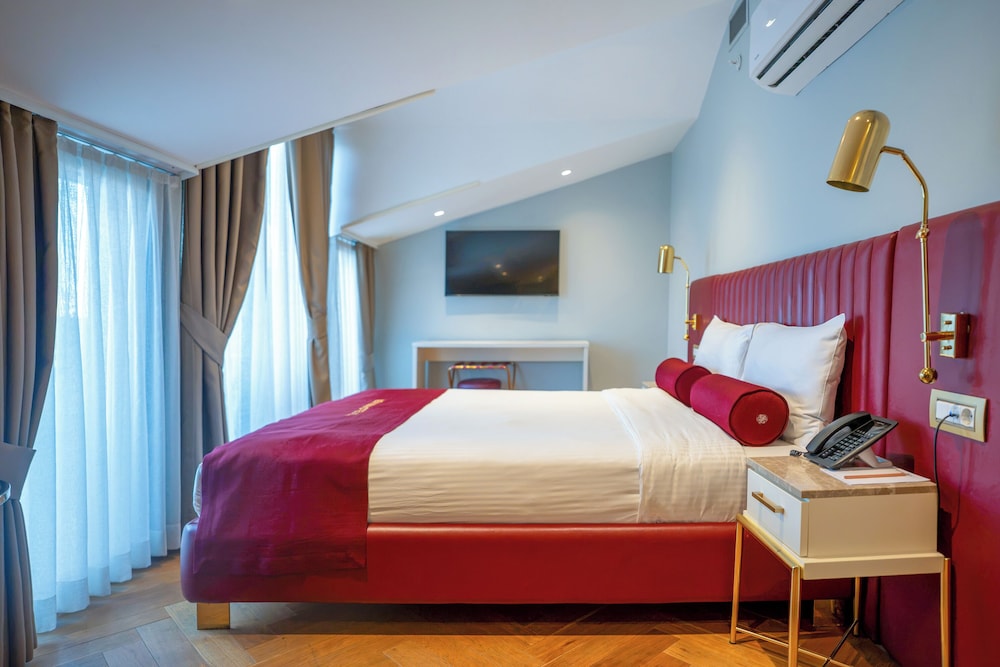 NEW INN HOTEL Old Town 22/58