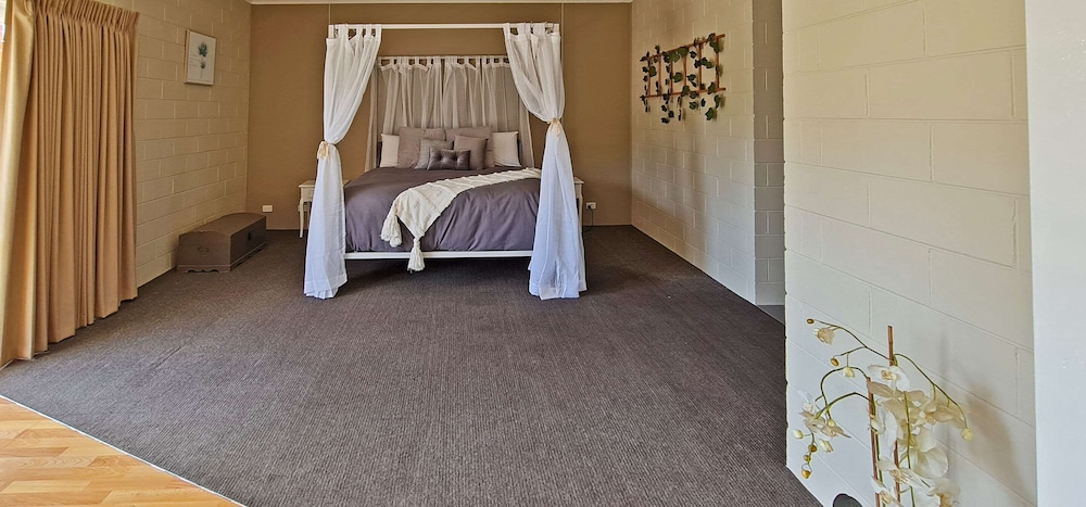 Comfort Inn & Suites King Avenue 21/34