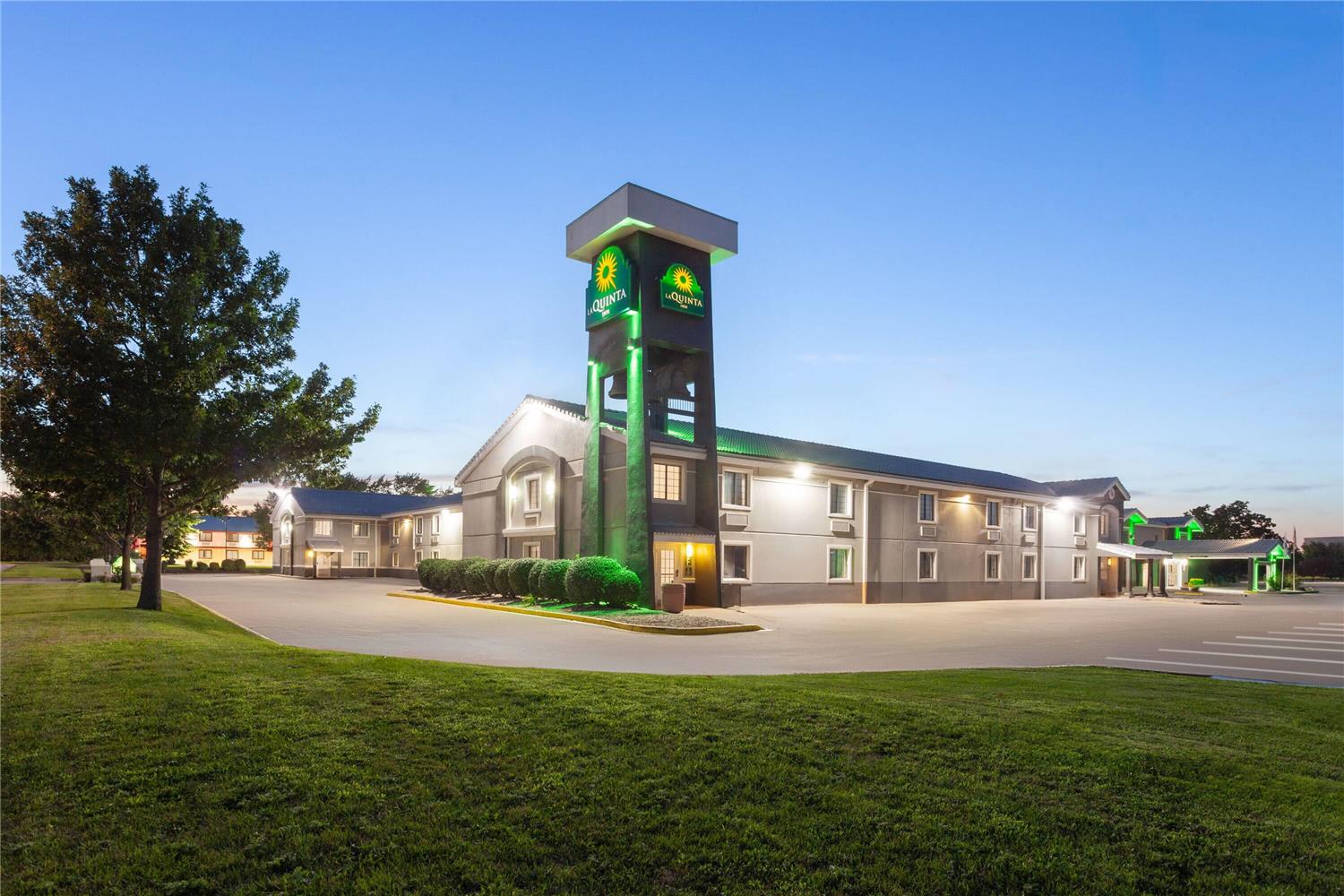 La Quinta Inn Champaign 26/28