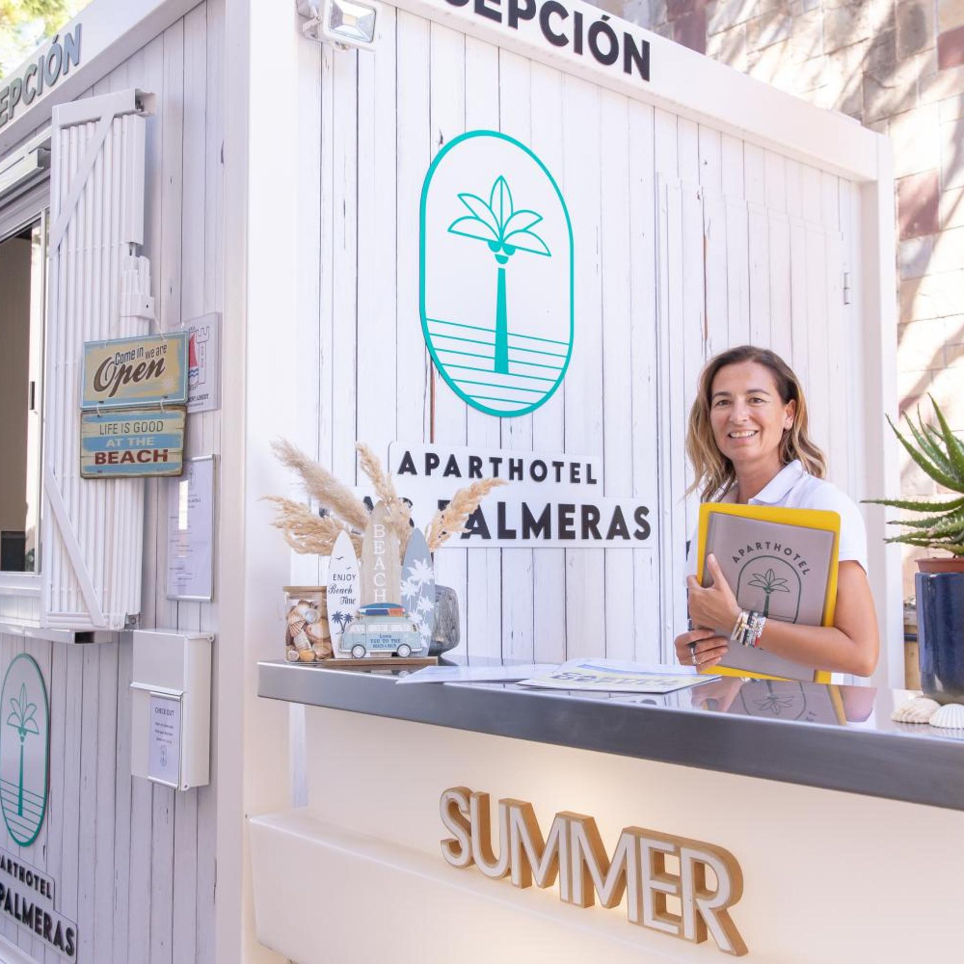 Aparthotel Las Palmeras 9/50