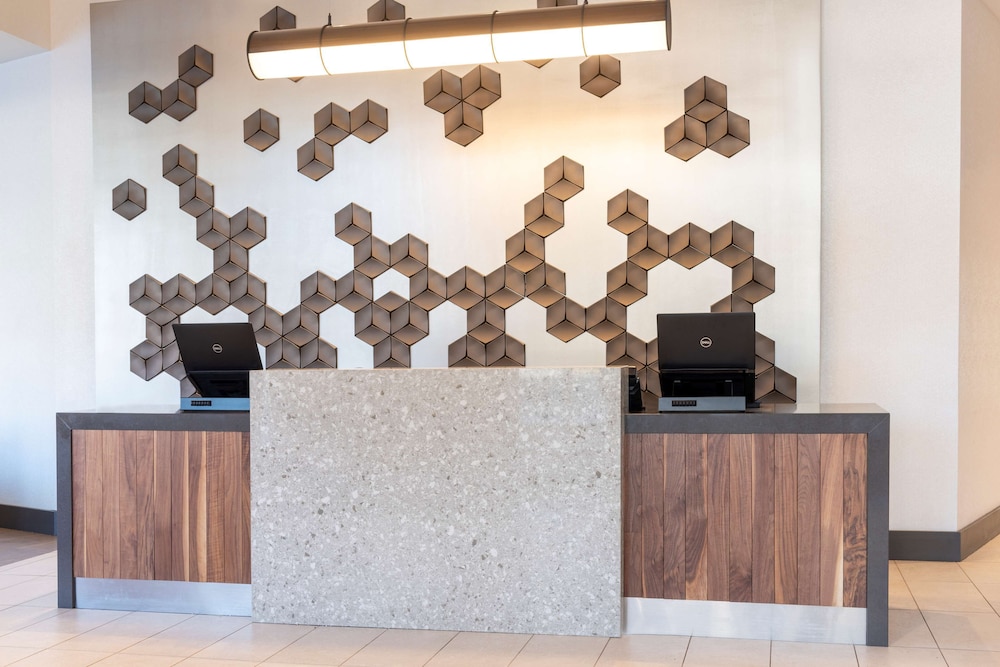 Hyatt Place Detroit/Royal Oak 6/62