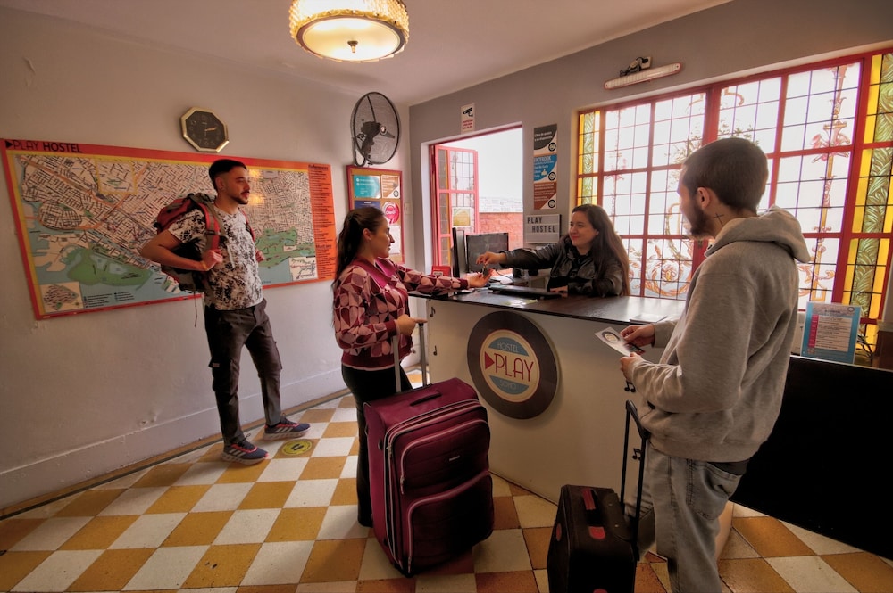 Play Hostel Soho 28/50