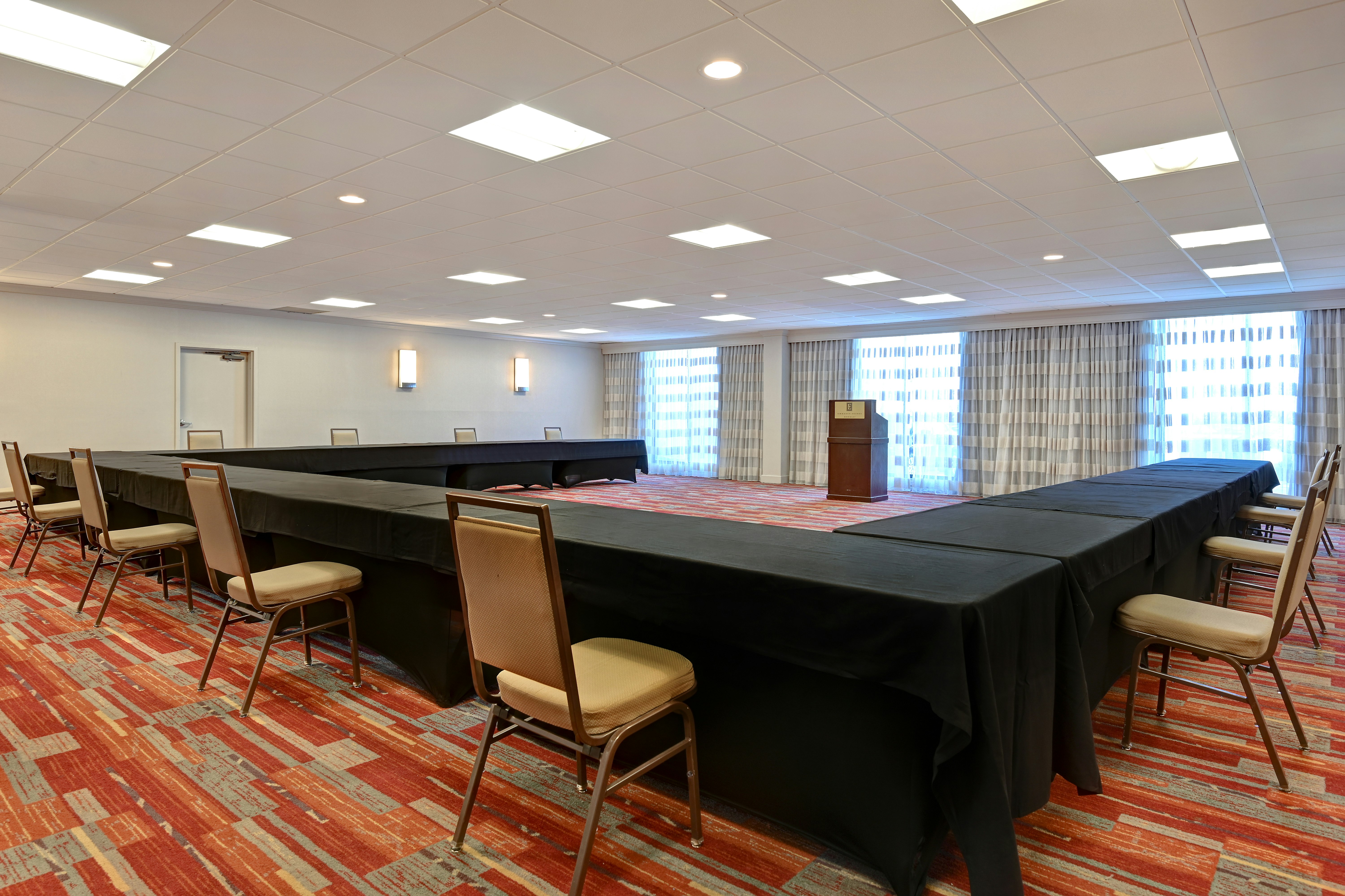 Embassy Suite Hotel Colorado Springs 60/68