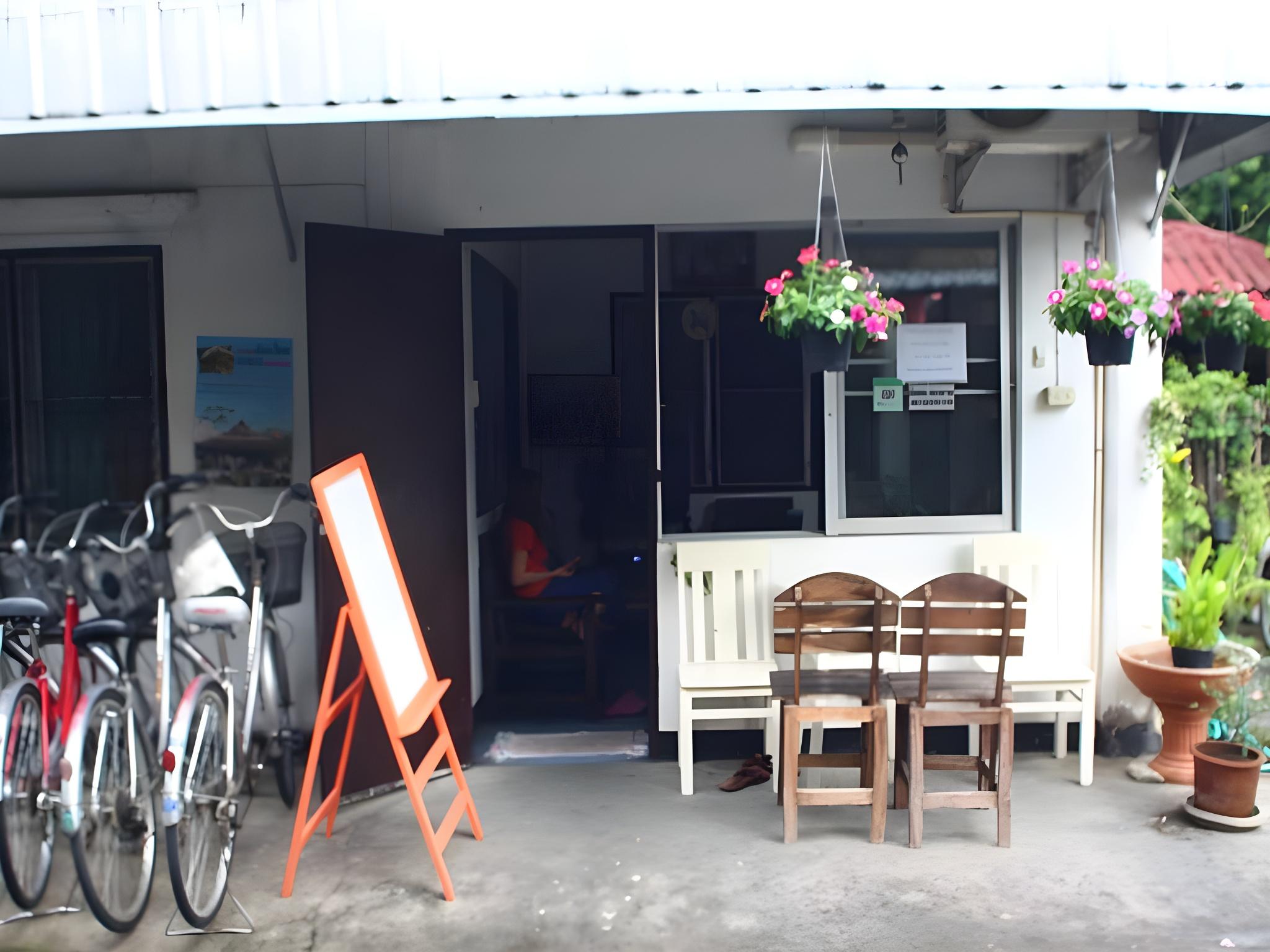 Ampawan Guesthouse 15/23