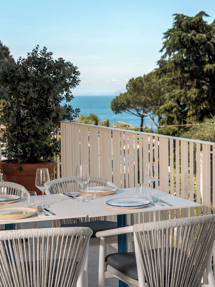 Hotel Tirrenia 44/50