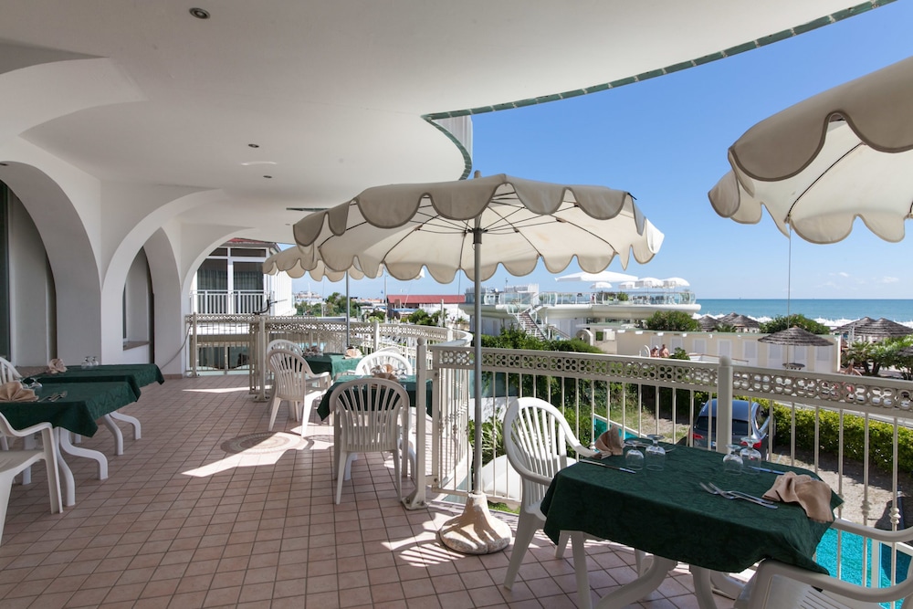 Hotel Negresco 23/34
