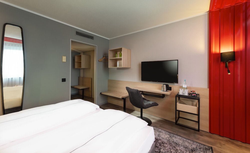 ibis Styles Berlin Treptow Hotel 15/71