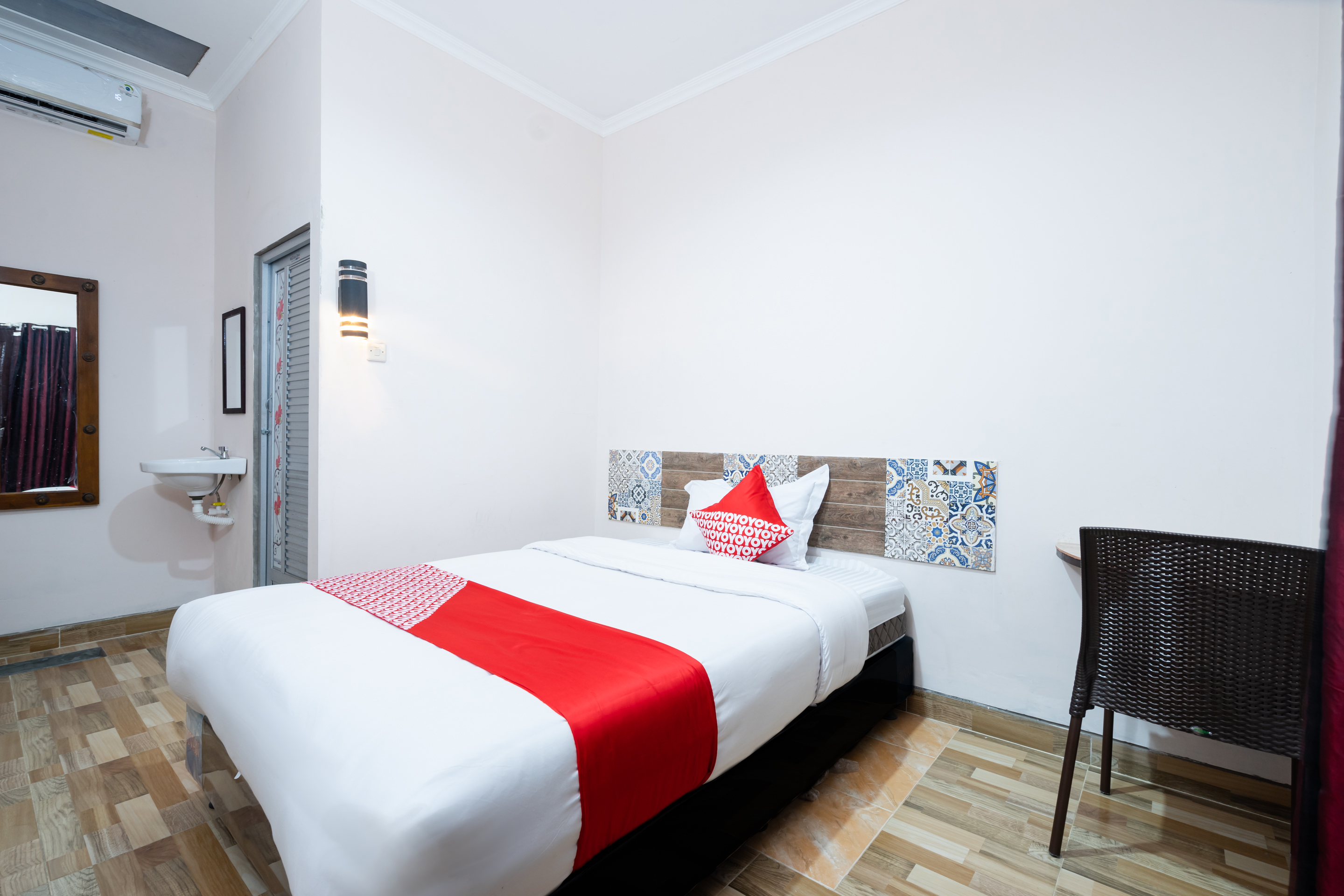 OYO 2285 Art Guest House Syariah 30/45