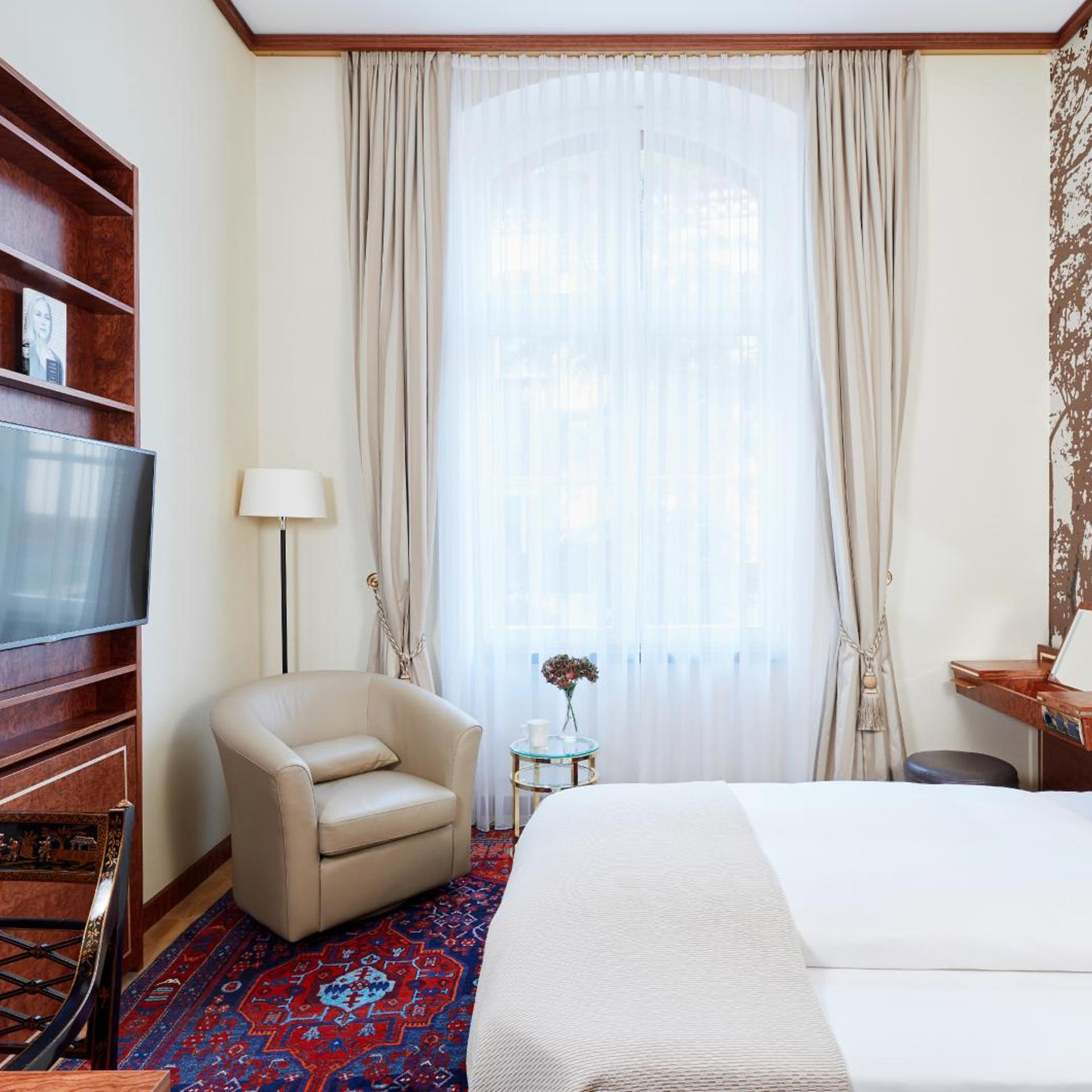 Business, Plus, Single, Double Bed، Living Hotel de Medici By Derag 2/4