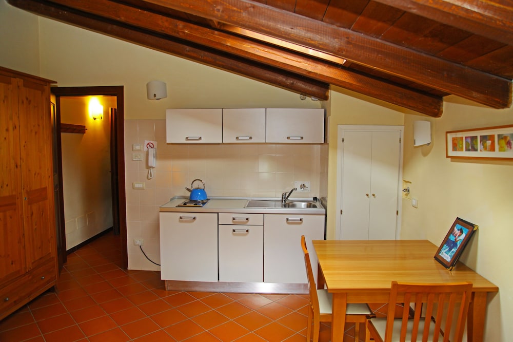 Villaggio Della Salute Piu 32/68