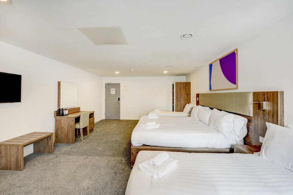 OYO Plymouth Central Hotel 5/31