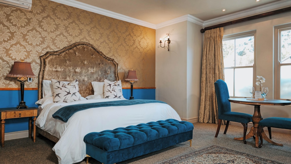 Luxury, Suite, Twin Beds