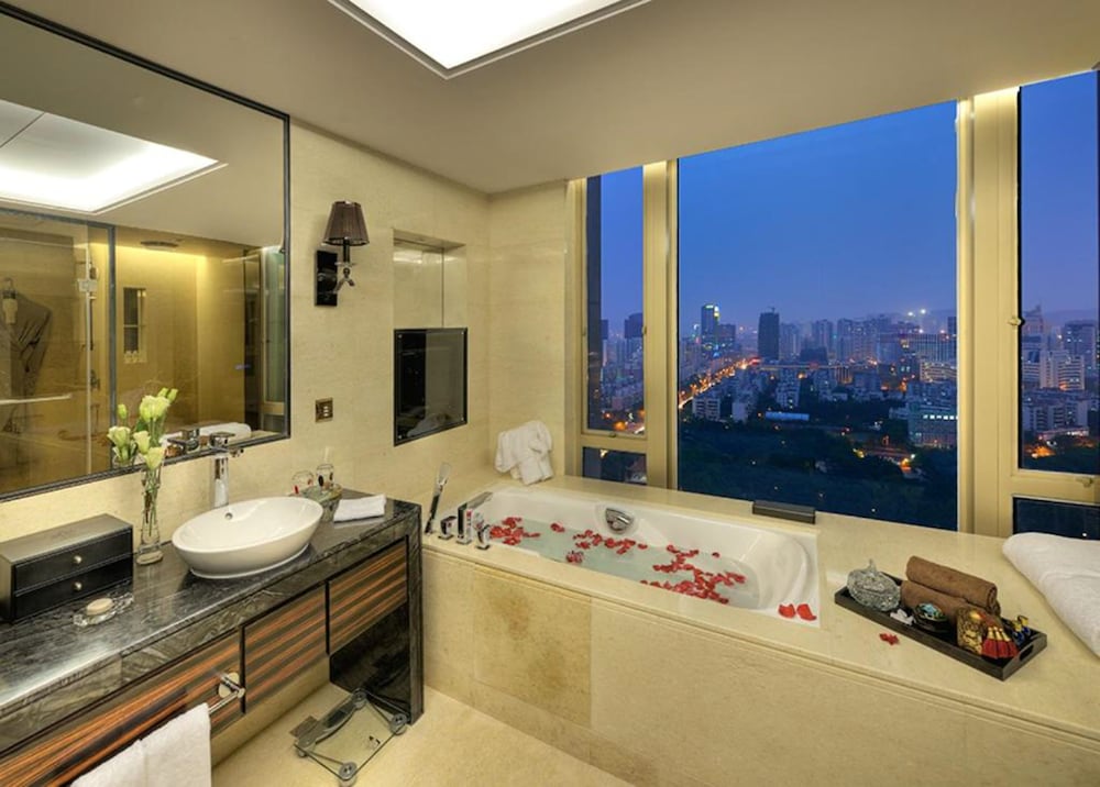 Shenzhen Yabang Langyue International Hotel 47/50