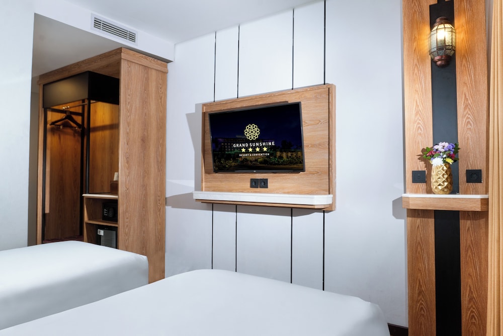 غرفة قياسية بسريرين منفصلين بشرفة، Grand Sunshine Resort and Convention 2/4