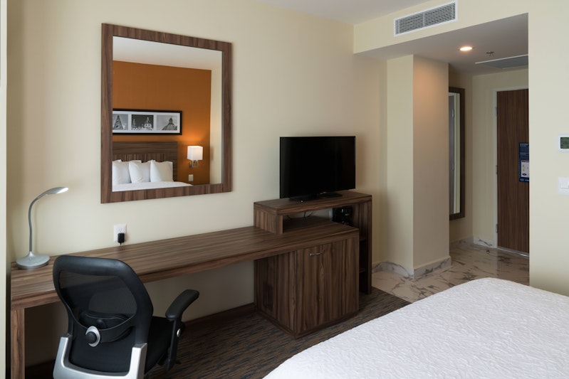 Hampton Inn Irapuato 37/38