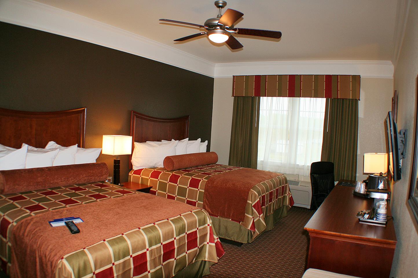 Room, 2 Queen Beds, Best Western Plus Easton Inn & Suites 3/4