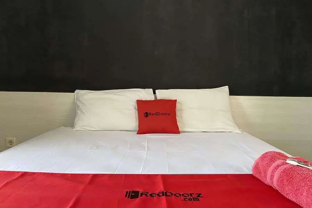 RedDoorz near RSUD Margono Purwokerto 3 31/40