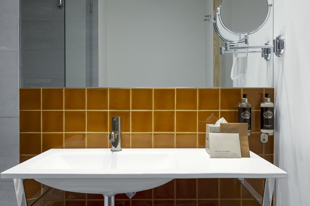 NEYA Porto Hotel 55/56