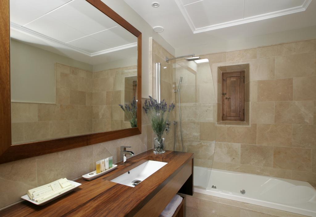 جناح، Casa Maca 2/2