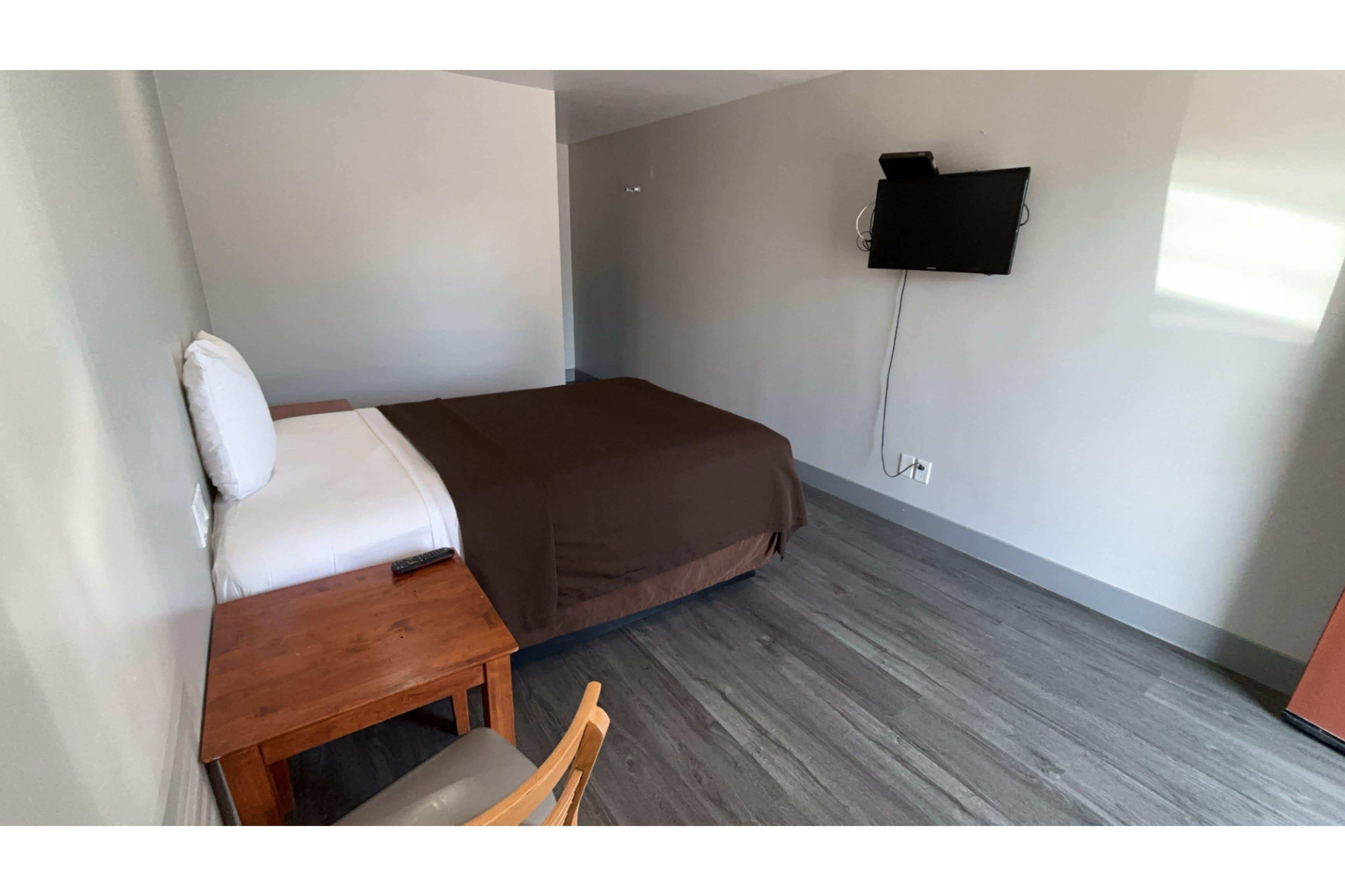 6 Rivers Motel 30/56