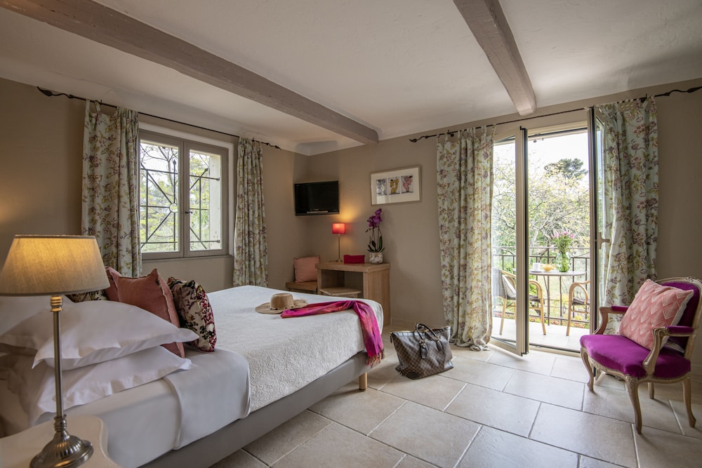 Hotel les Messugues By Alain Llorca 12/50