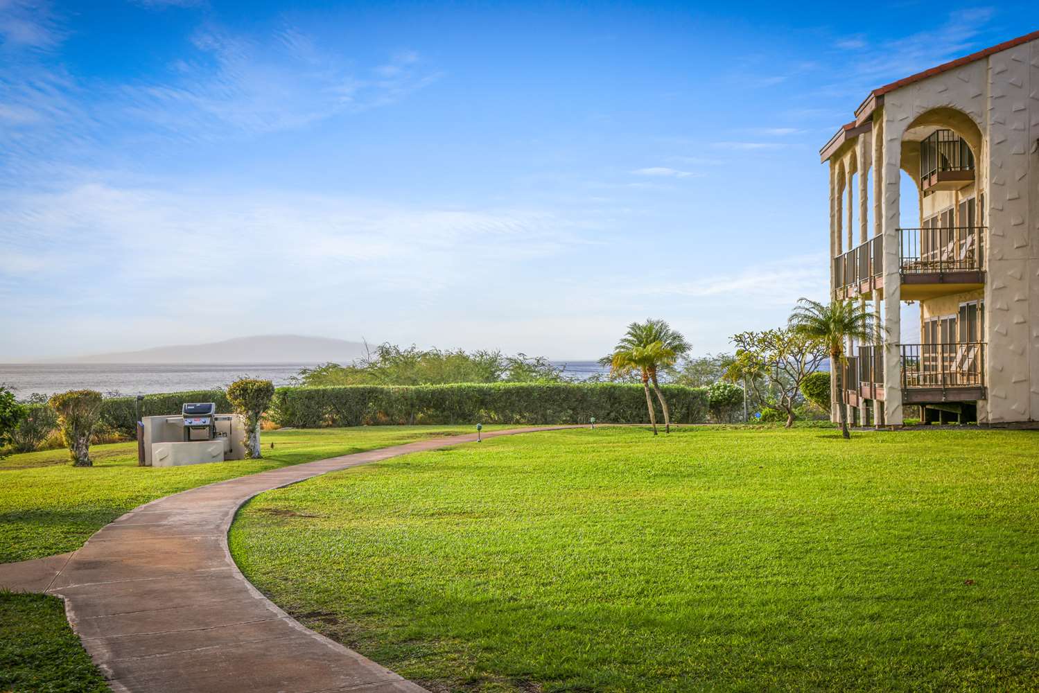 Aston Maui Hill 58/62