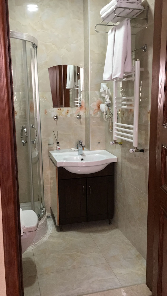 Nuray Hotel 54/54