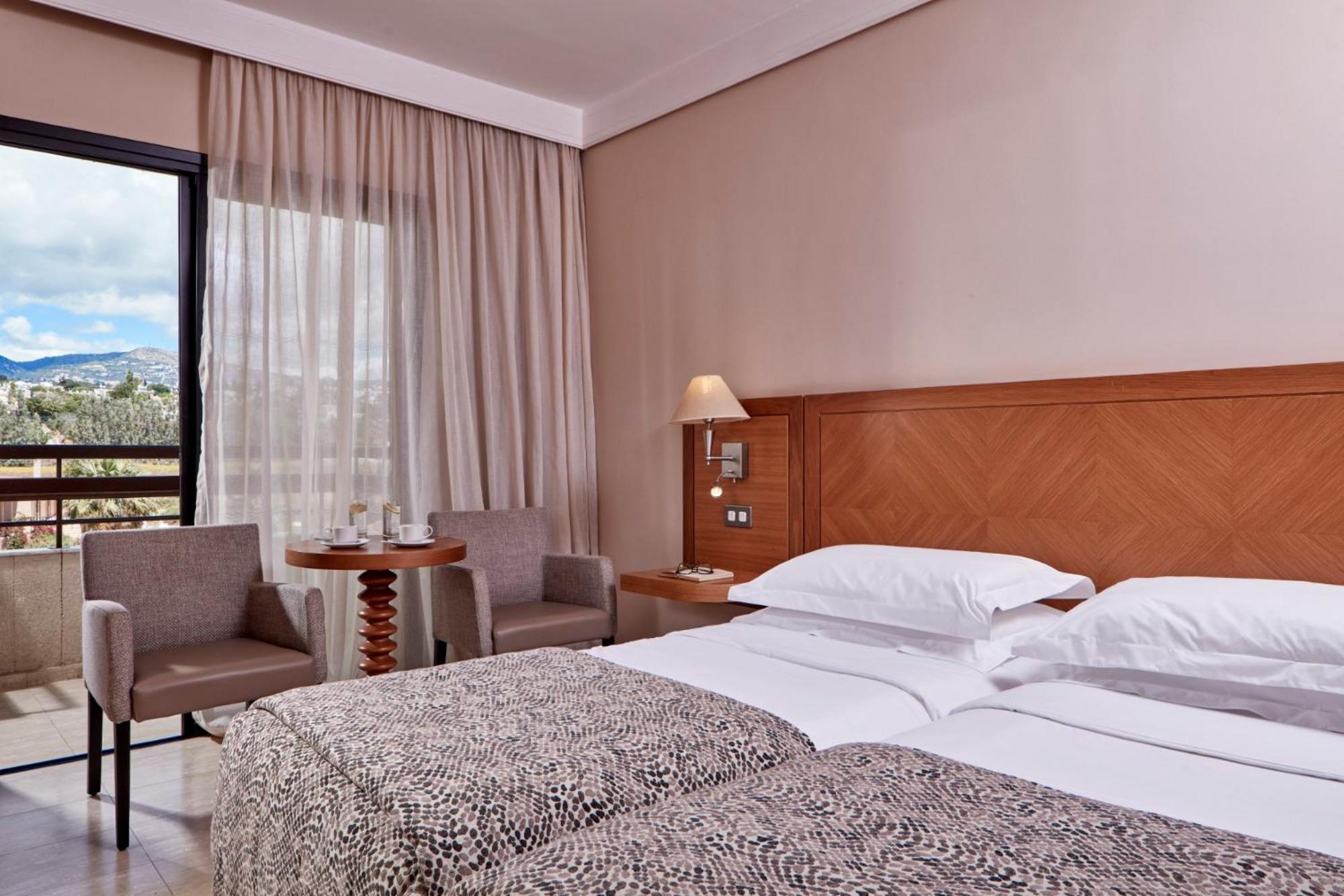 Room, Double or Twin Bed, Side Sea View