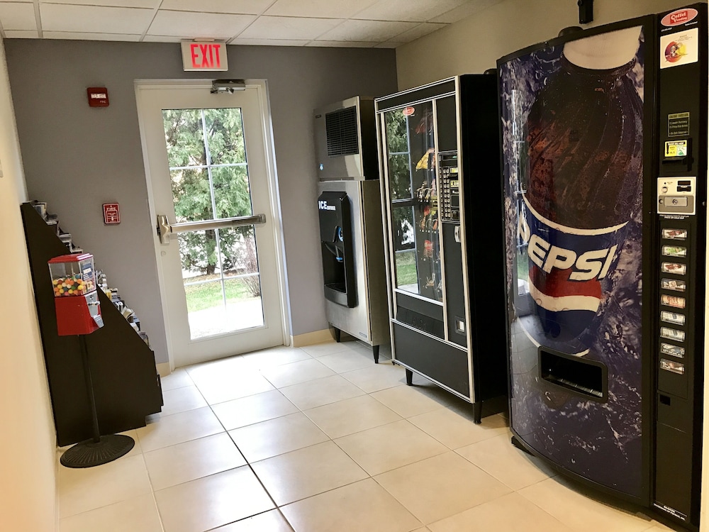 Microtel Inn And Suites Elkhart 19/28