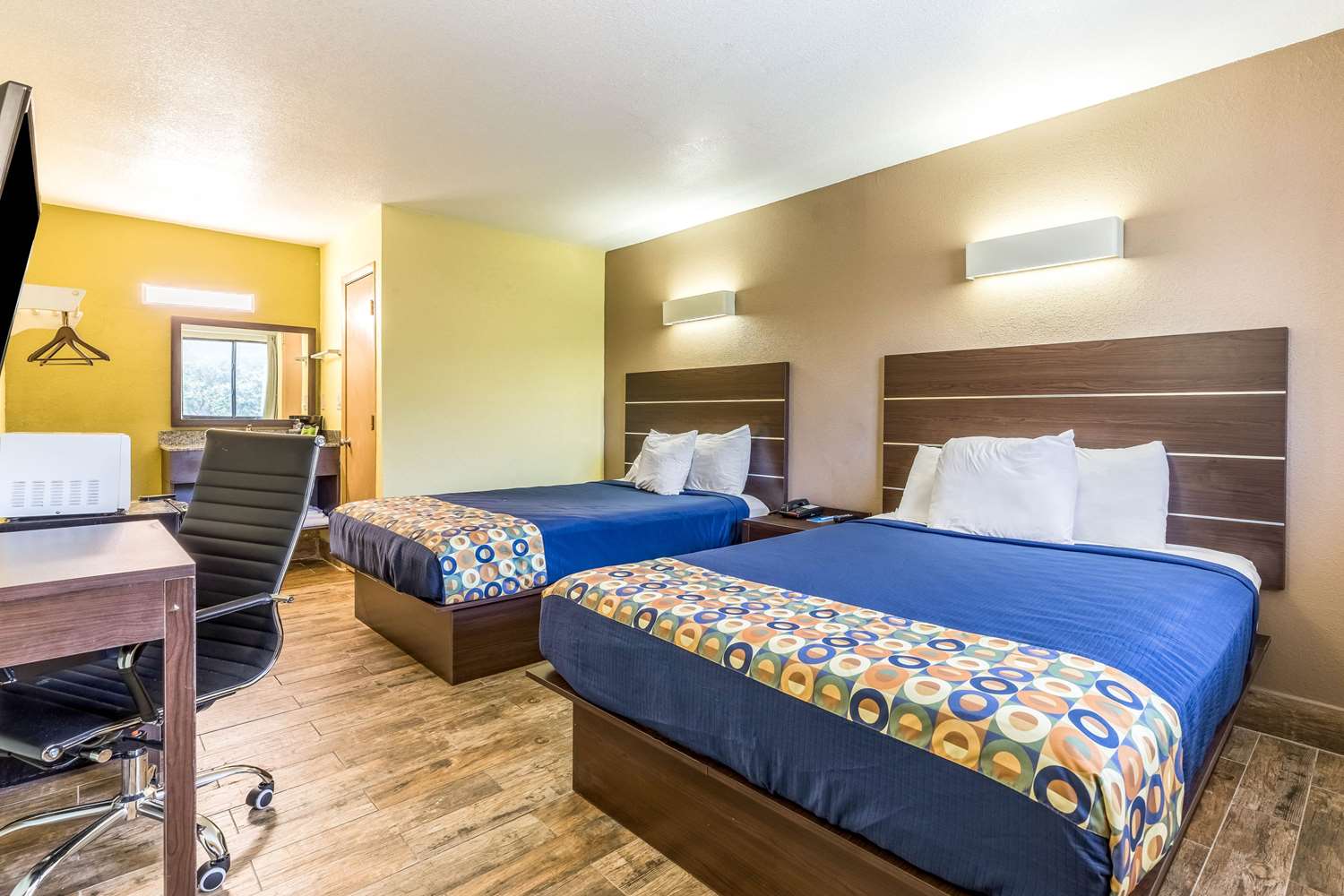 ROOM, 2 QUEEN BEDS