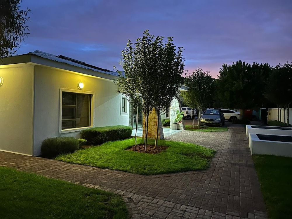 The Maxton Boutique Hotel 2/45