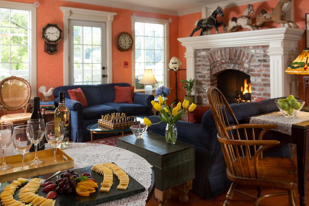 Inn at Occidental 29/50