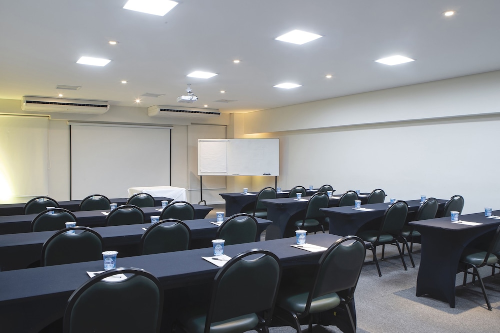 VALINHOS PLAZA HOTEL 61/72