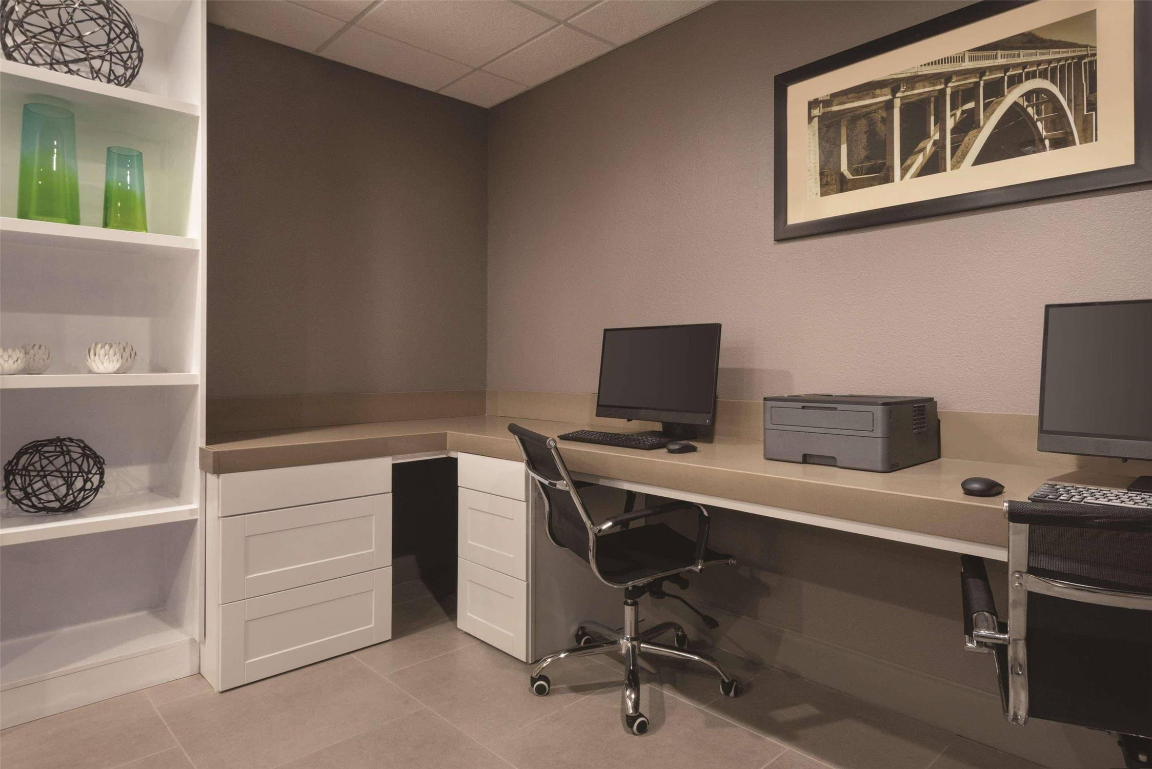 Country Inn Suites By Radisson Oklahoma City Bricktown Ok 17/22