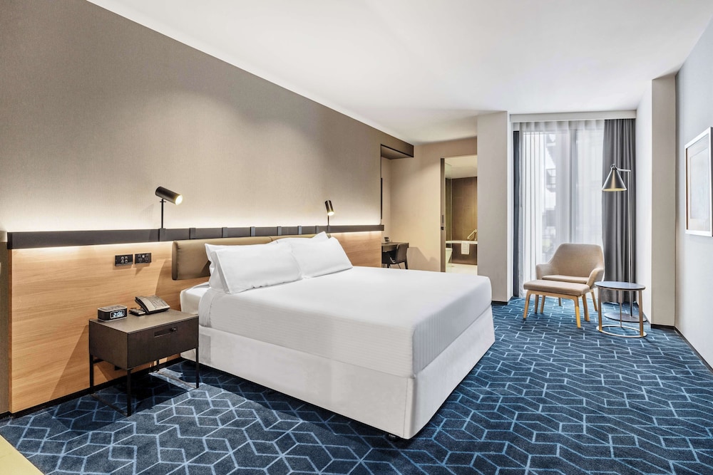 جناح جونيور بسرير كينج، Vibe Hotel Melbourne Docklands 2/4