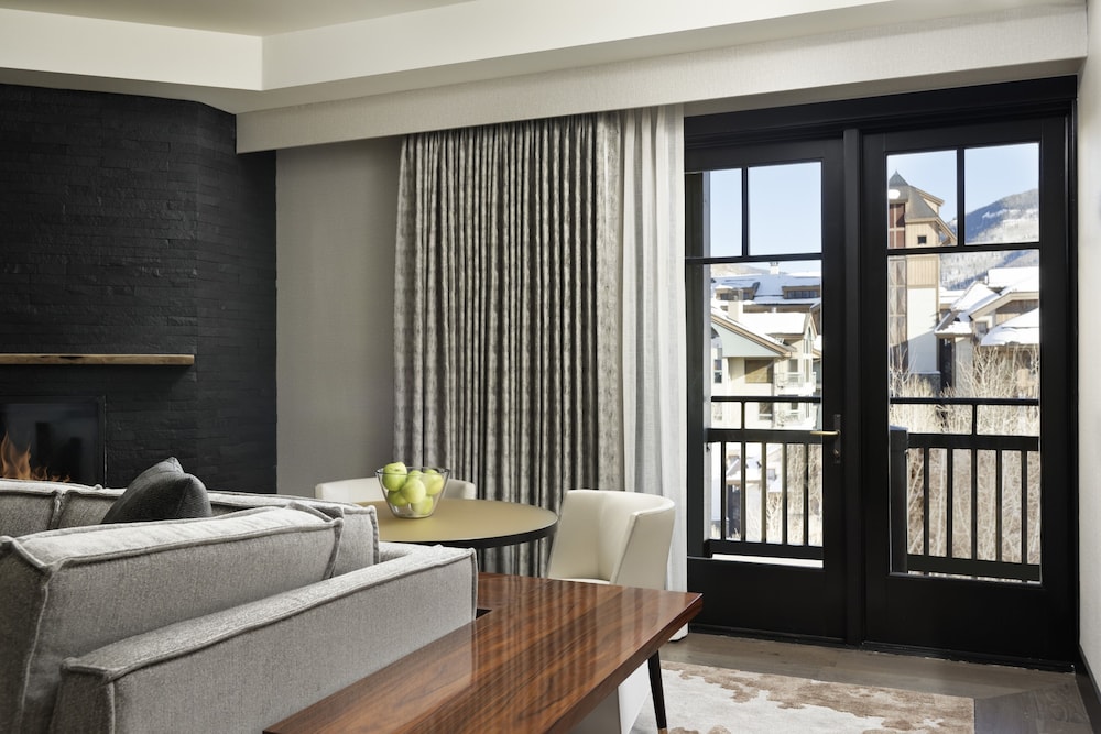 Four Seasons Resort and Residences Vail 59/93