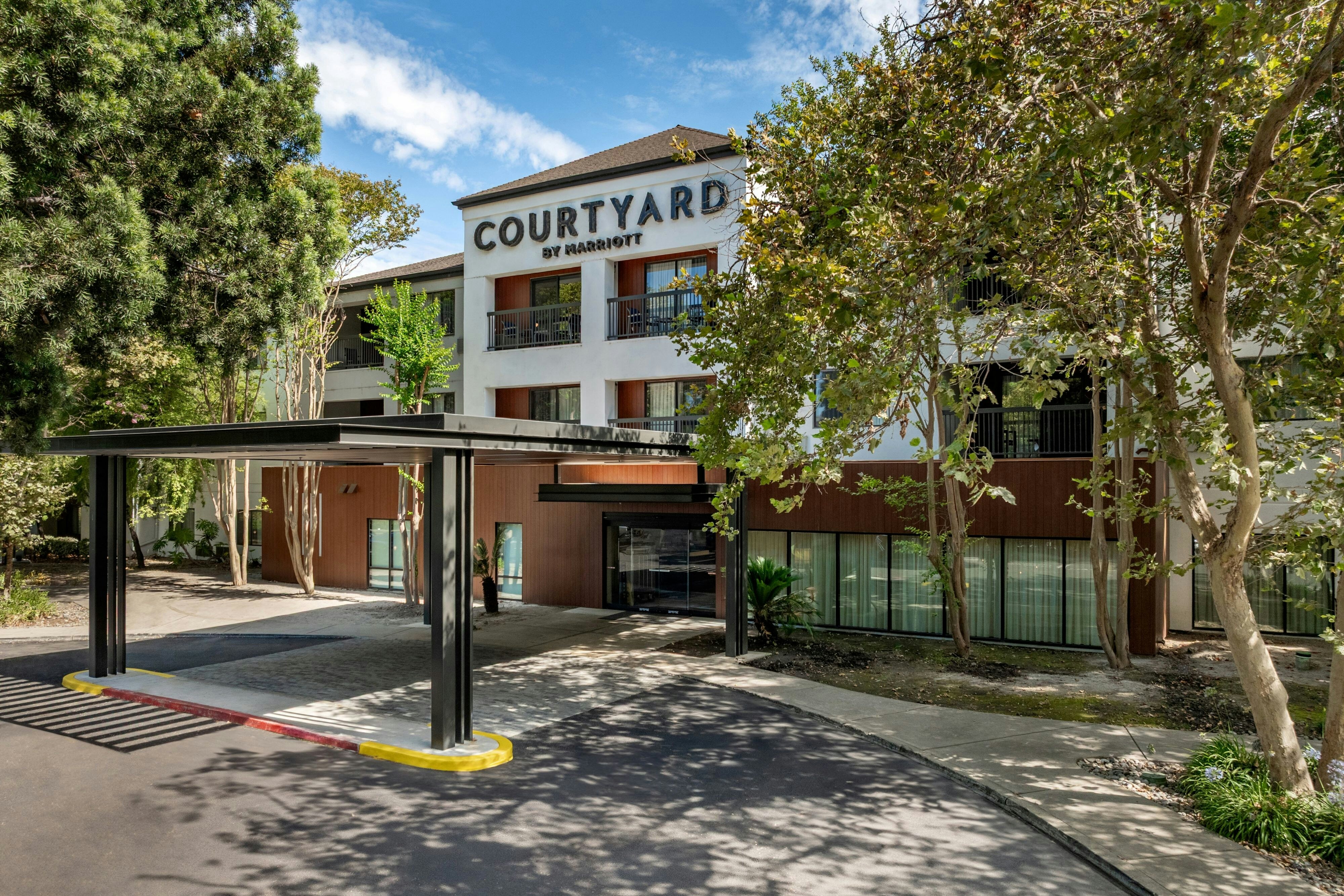 Courtyard by Marriott Stockton 31/34