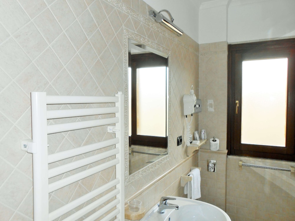 Hotel Riviera Fiumicino 40/57