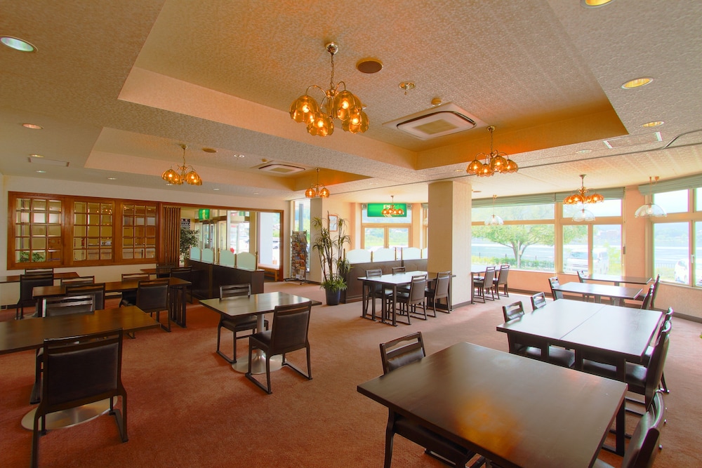 Hotel New Century 33/38