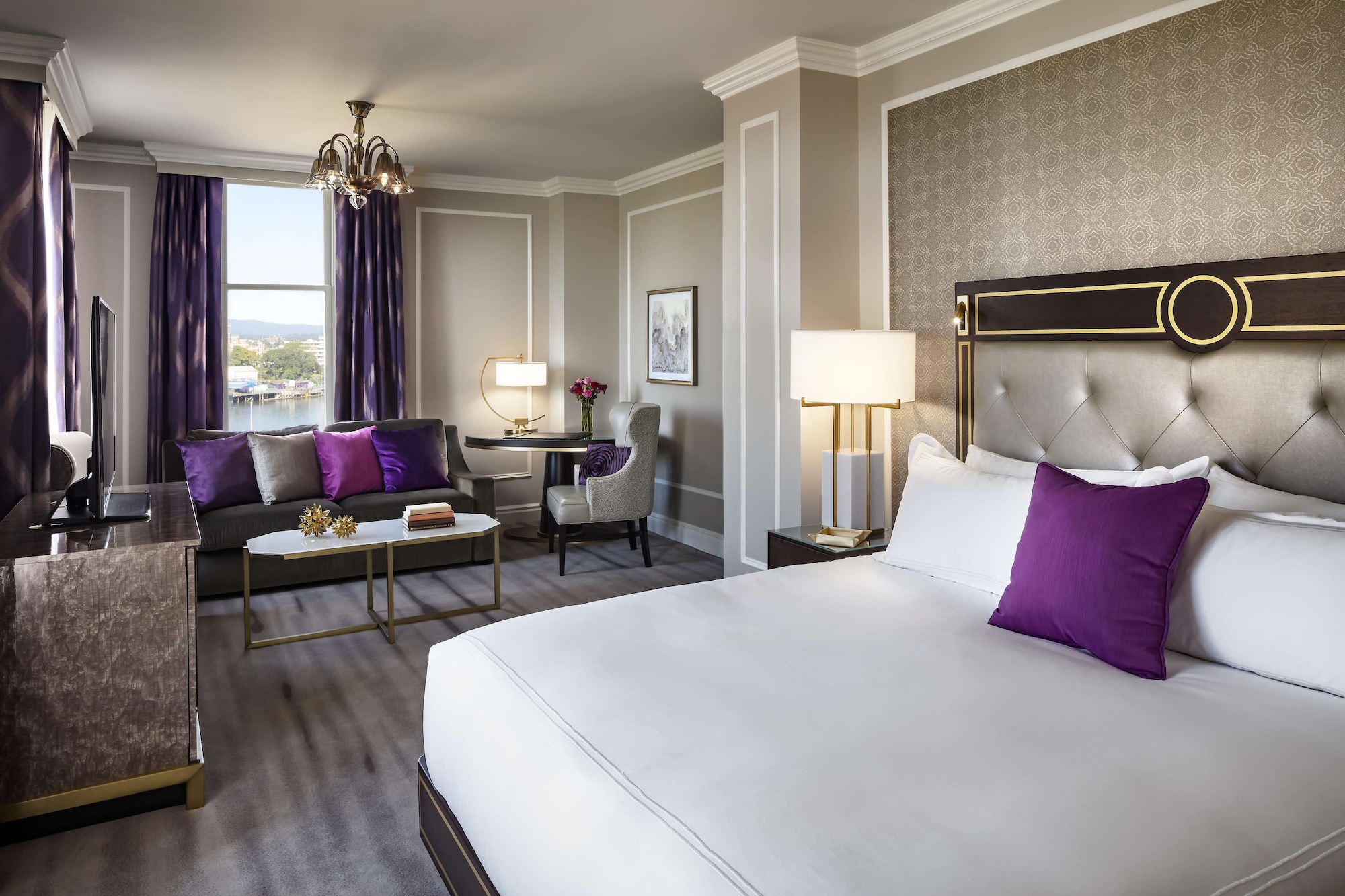 Fairmont Gold, Deluxe, King Bed, Harbour View