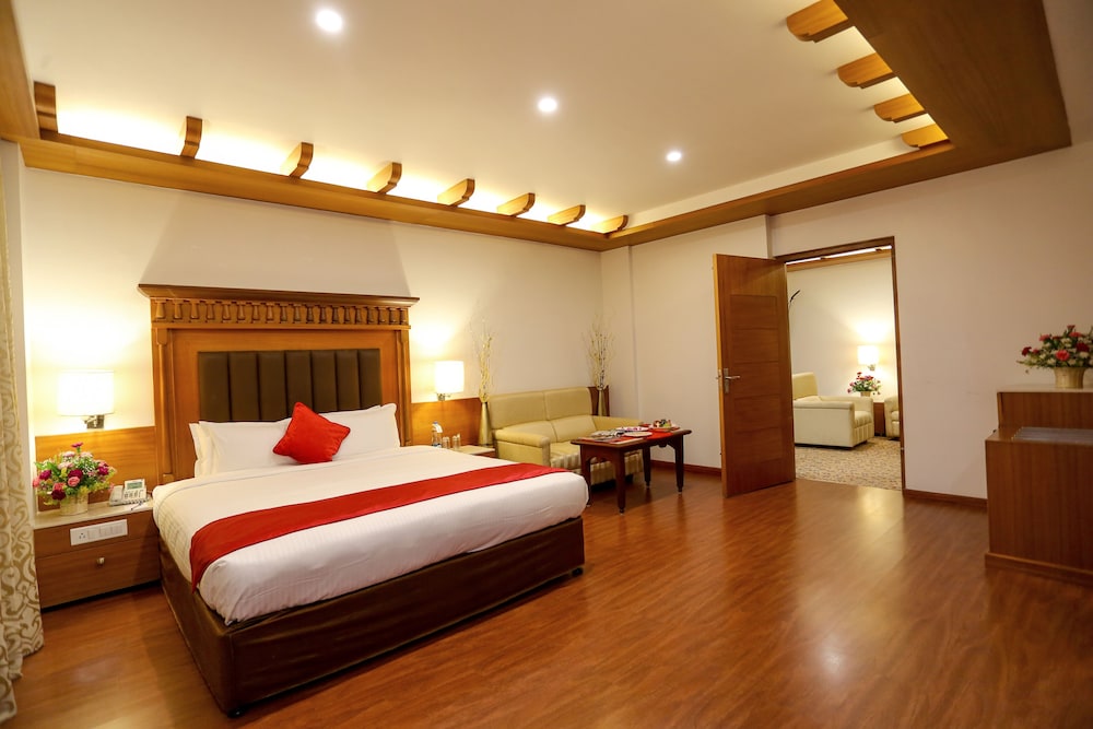 Sivaraj Inn 12/27