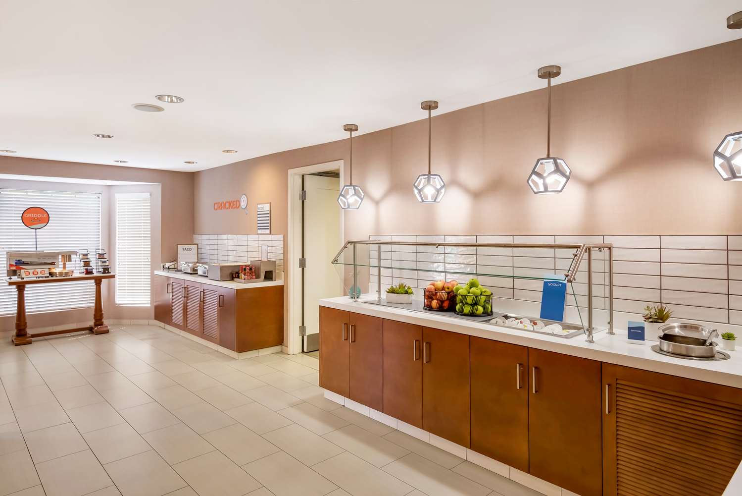 Sonesta ES Suites Andover Boston 8/60