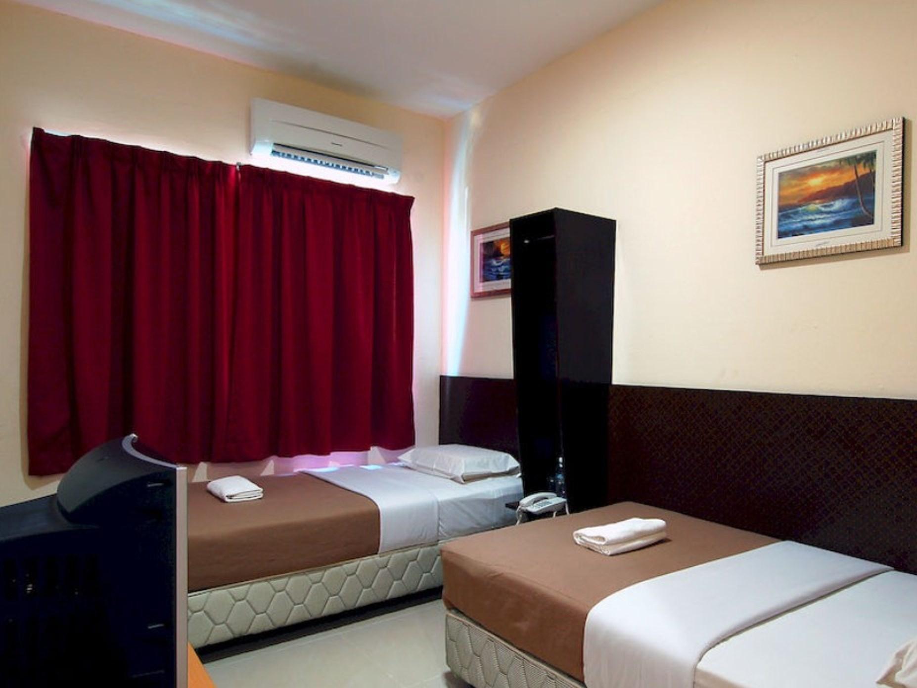 Impiana Mutiara Hotel At Kampung Air 16/24